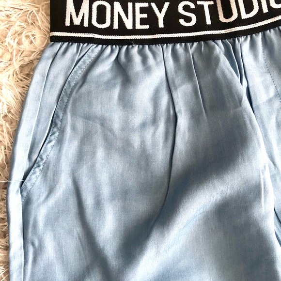 Girl’s pants - Picture 3 of 3